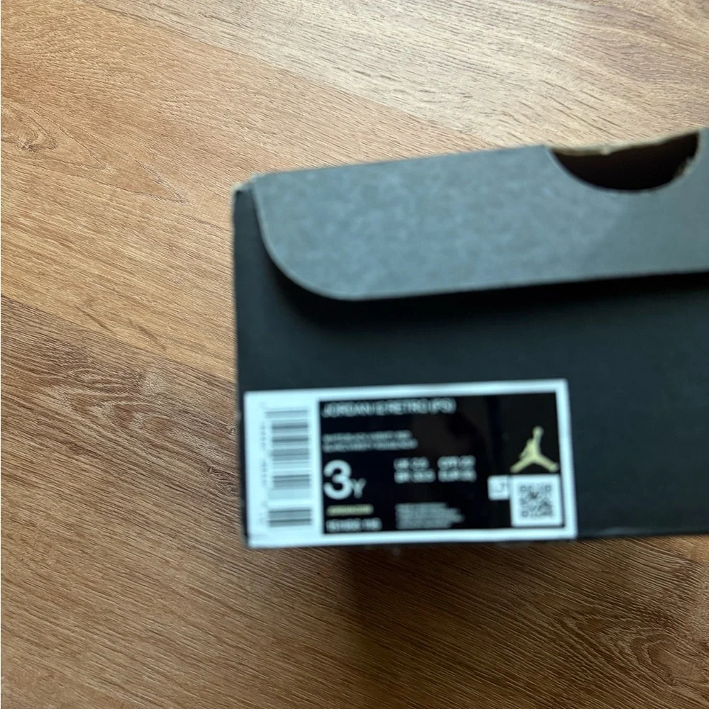 Nike youth high